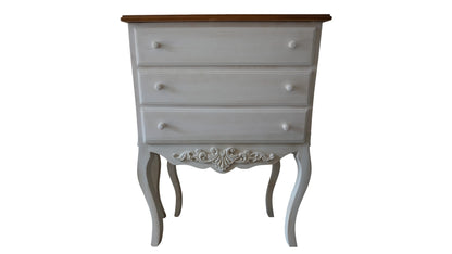 Cassettiera in legno con fregio